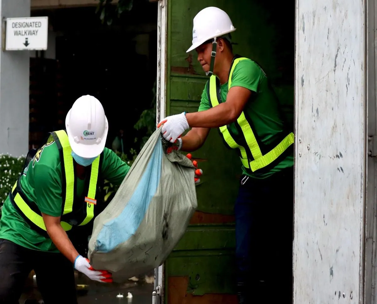 Sorting recyclables at home